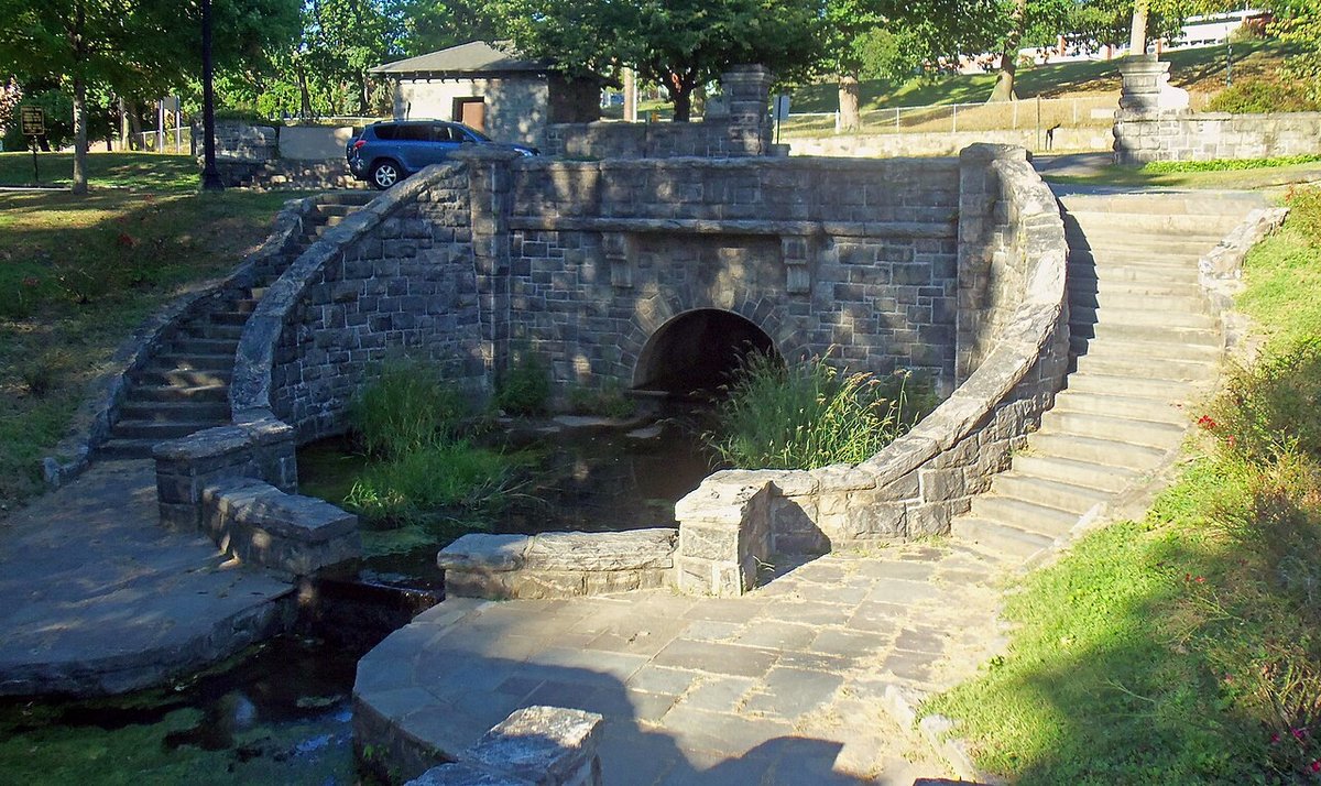 Tarrytown, NY - Fayil:Upper bridge at Patriot's Park, Tarrytown-Sleepy Hollow, NY.jpg -  Wikiped