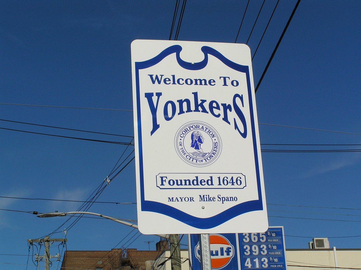 Yonkers, NY - Dosiero:Welcome to Yonkers November 2013.jpg - Vikipedio